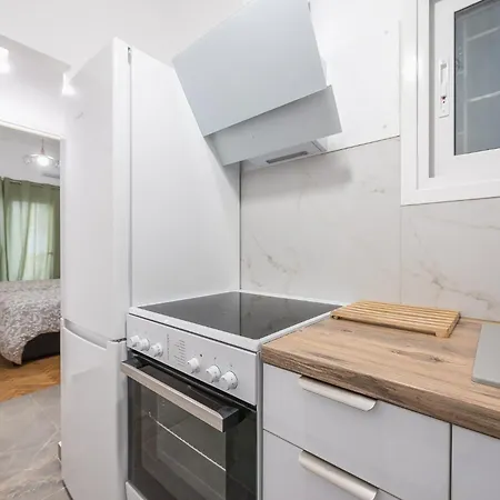 Stylish Luxury Apartment At Ampelokipi Metro Station-2